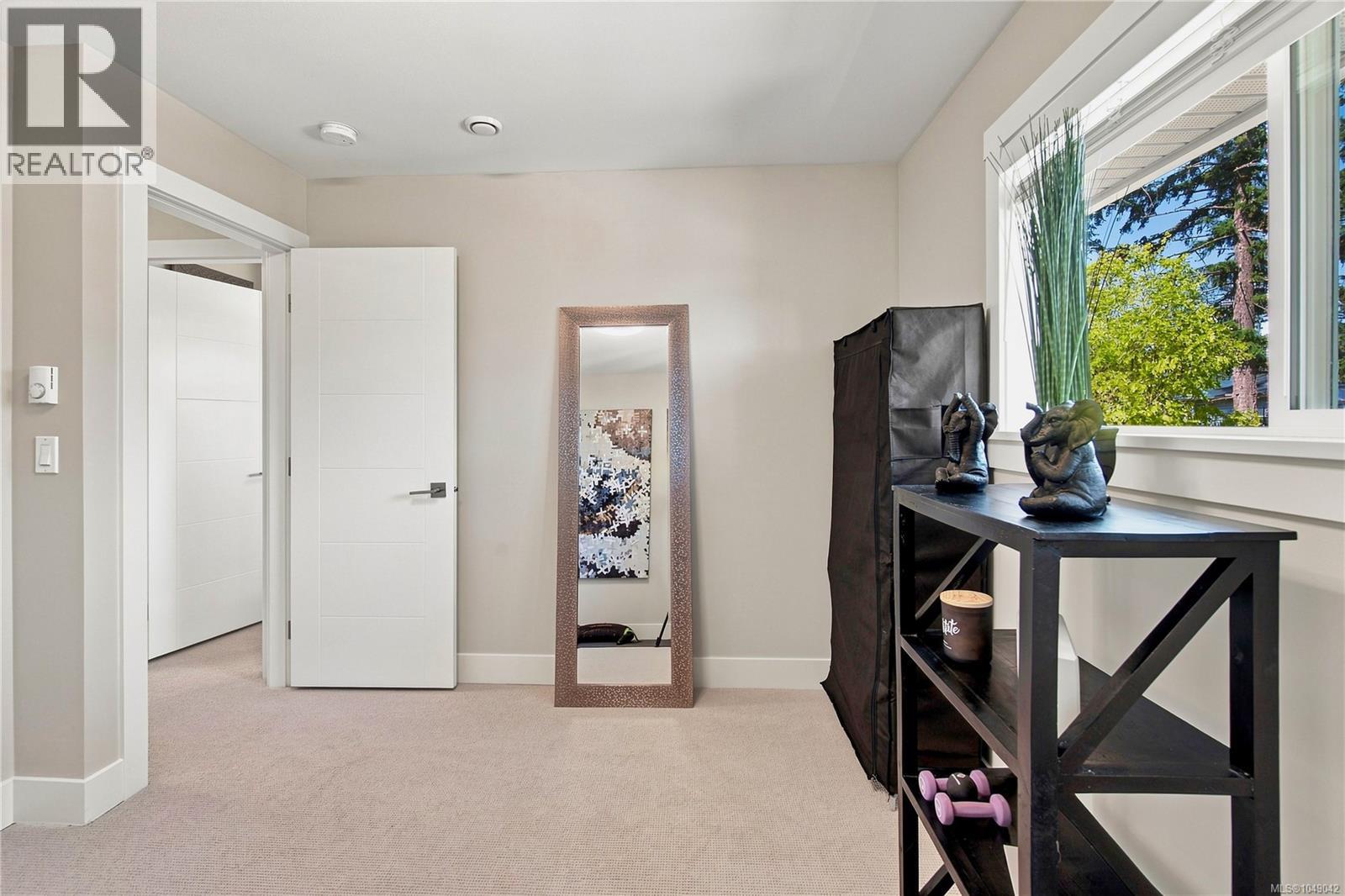 528 Steeves Rd - 37