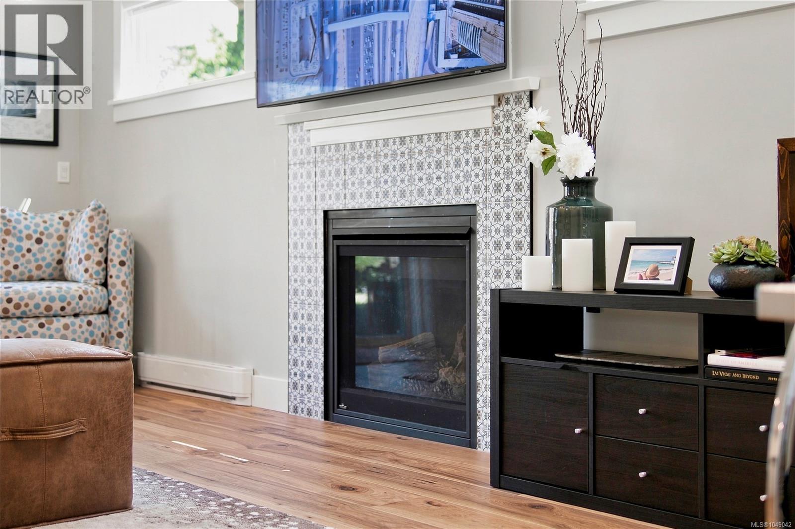 528 Steeves Rd - 6