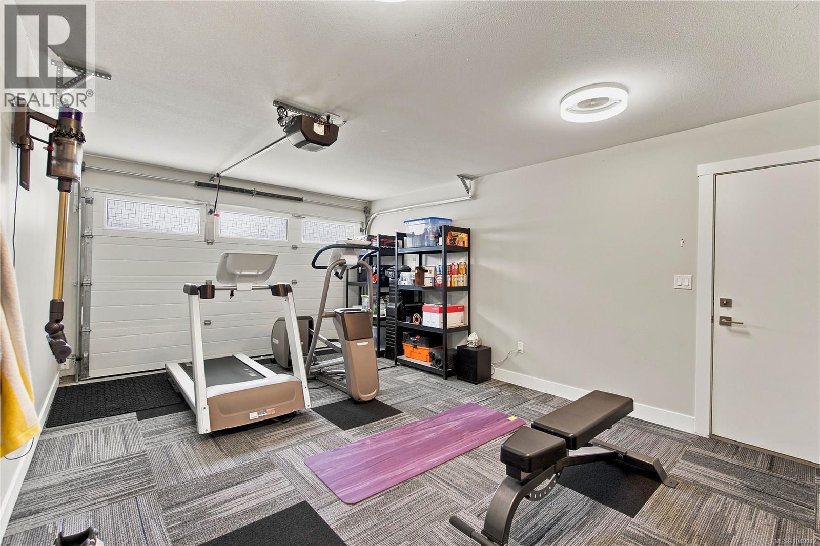 528 Steeves Rd - Image 45