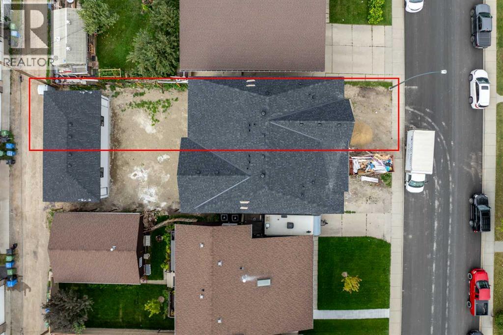617 24 Avenue NE, Calgary — photo 8