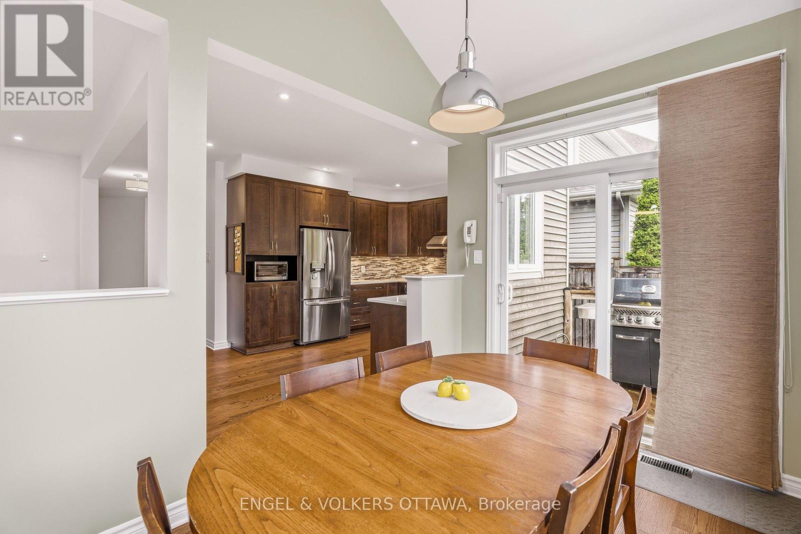 704 WRANGLER CIRCLE - Image 13