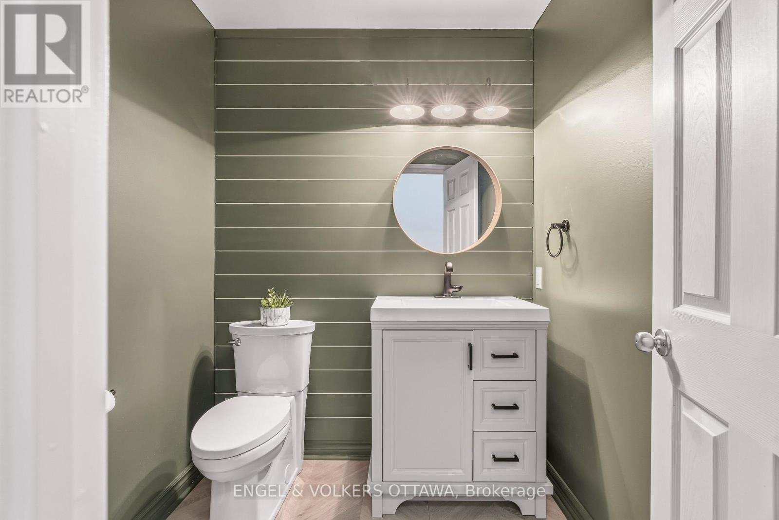704 WRANGLER CIRCLE - Image 16