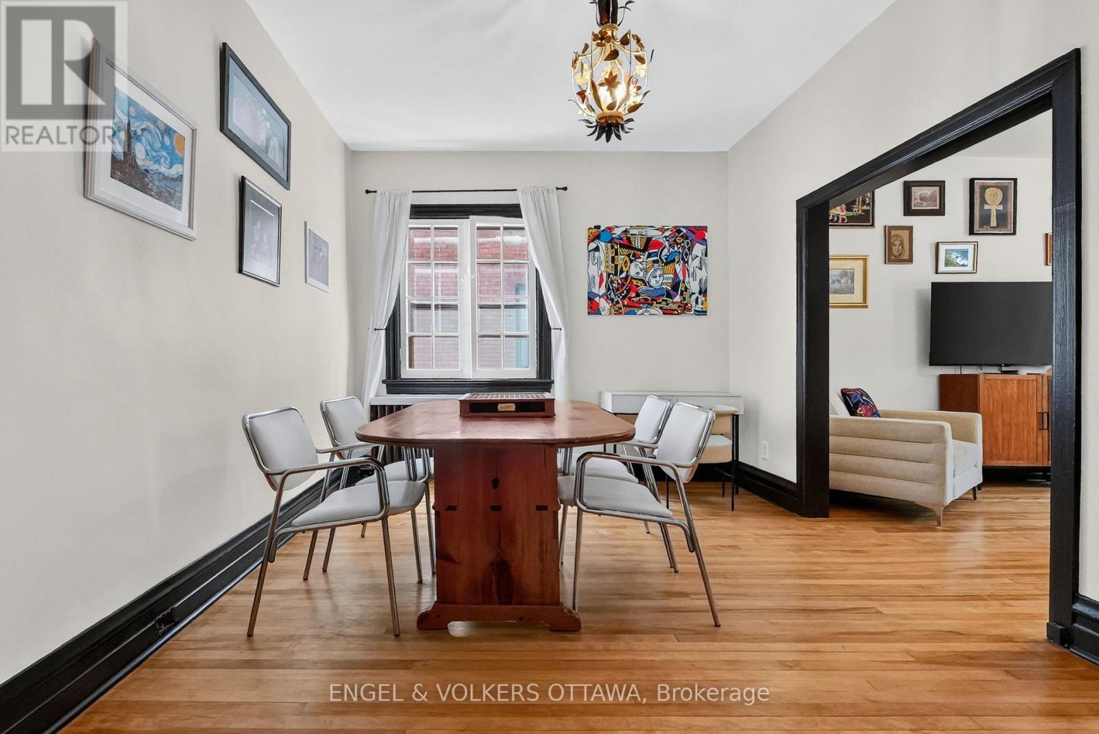 128 SECOND AVENUE, Ottawa. Luxury613. By Peter Sagos - Image 11