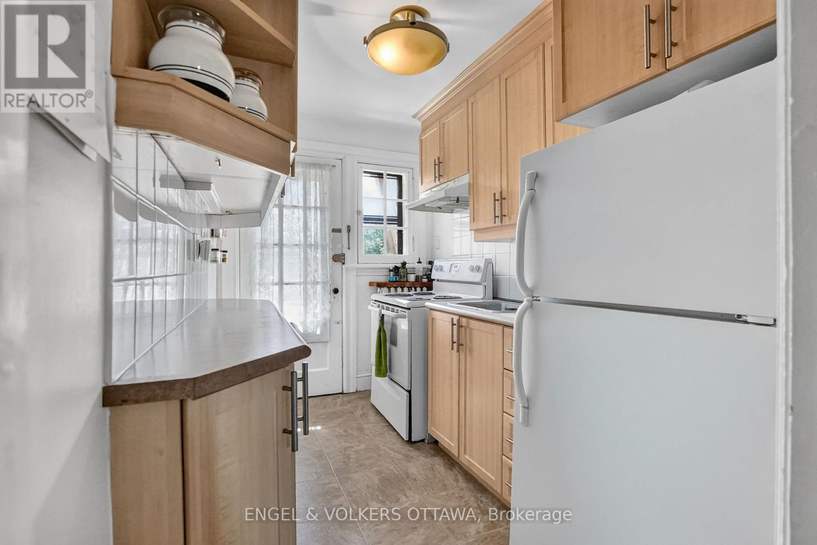 128 SECOND AVENUE, Ottawa. Luxury613. By Peter Sagos - Image 36