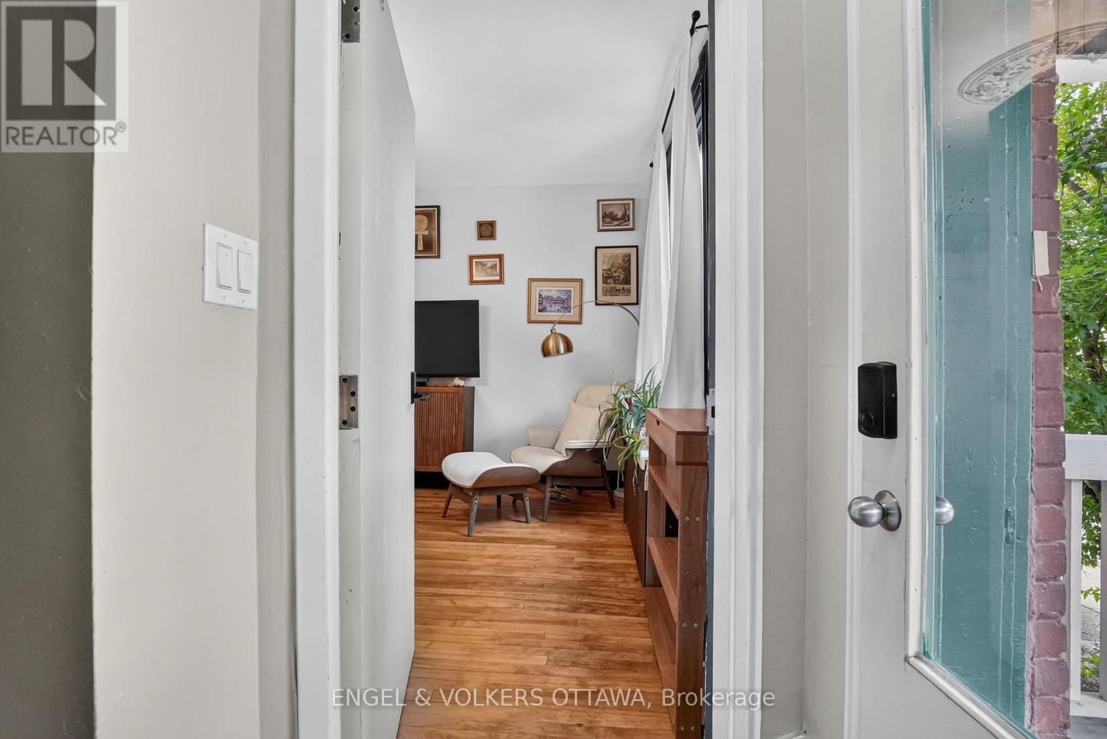 128 SECOND AVENUE - 5