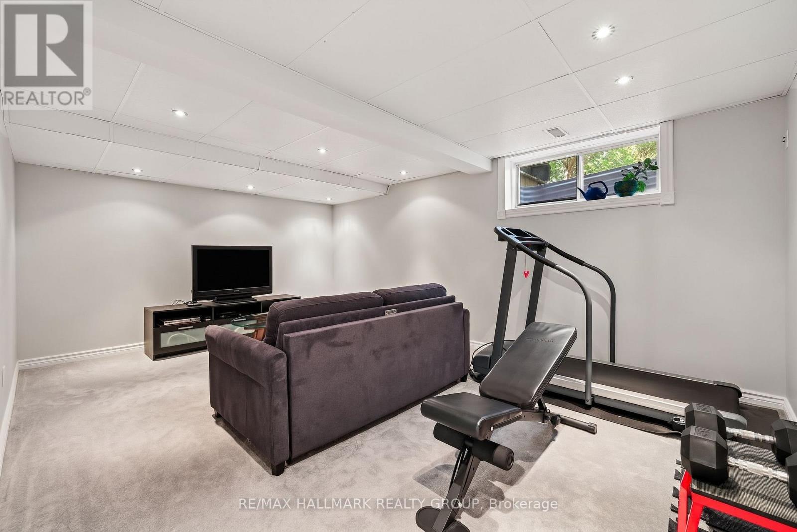 21 NOBLETON AVENUE - 18