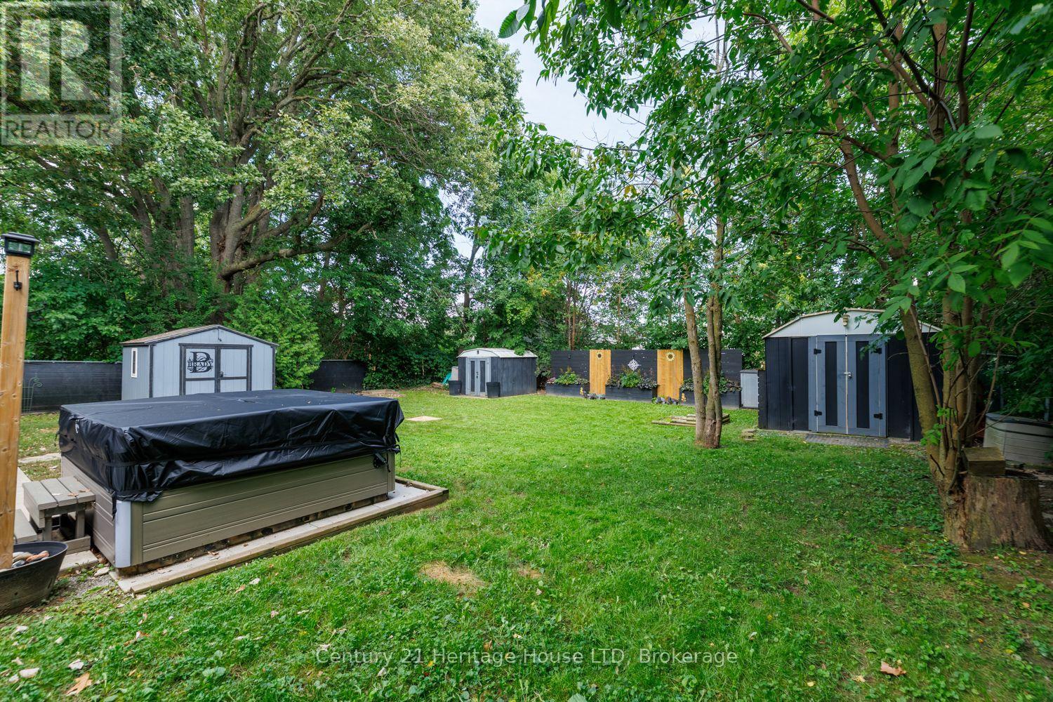 6 GREENOCK CIRCLE - 35