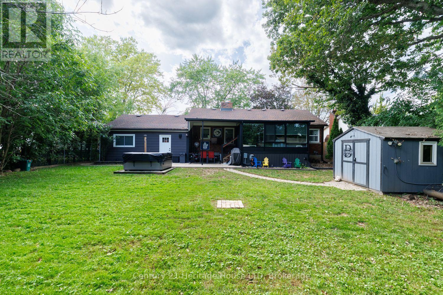 6 GREENOCK CIRCLE - Image 38