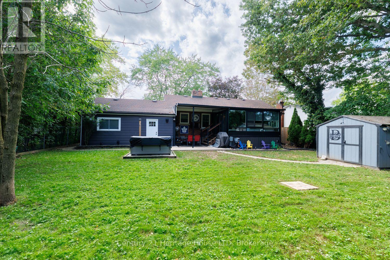 6 GREENOCK CIRCLE - 39