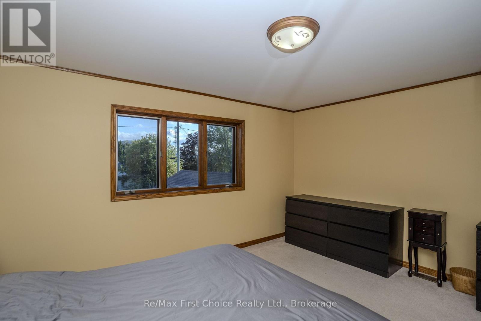 2824 MOODIE STREET E - 14