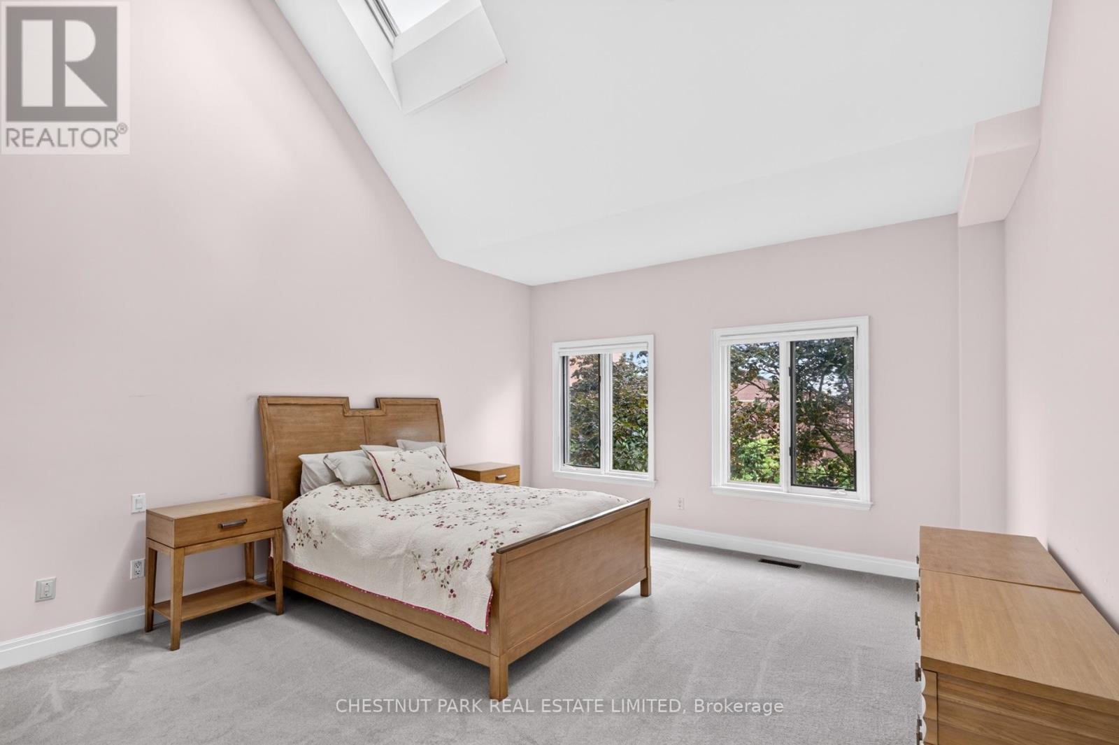 248 SPADINA ROAD - Image 19