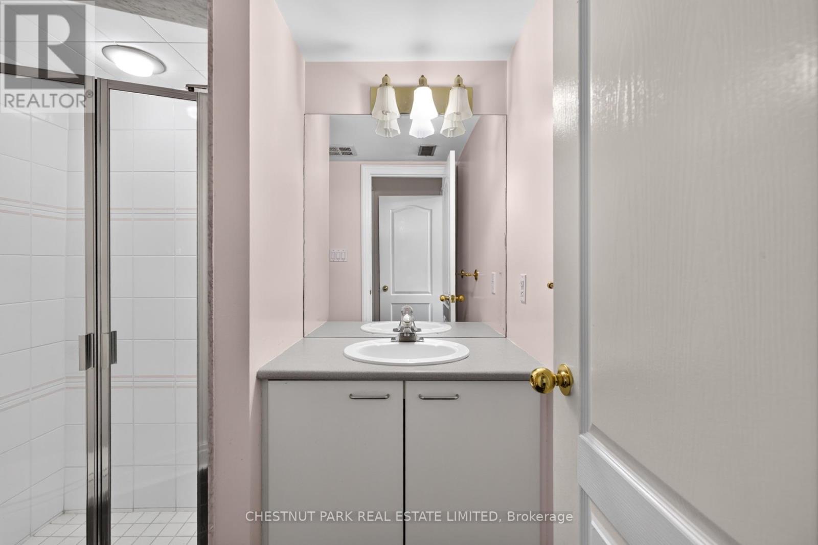 248 SPADINA ROAD - 40