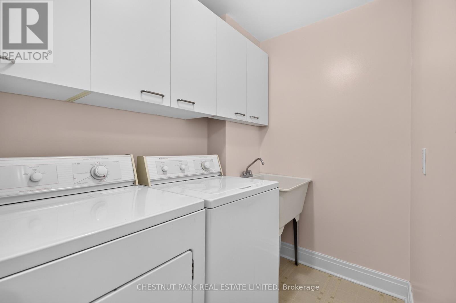 248 SPADINA ROAD - 41