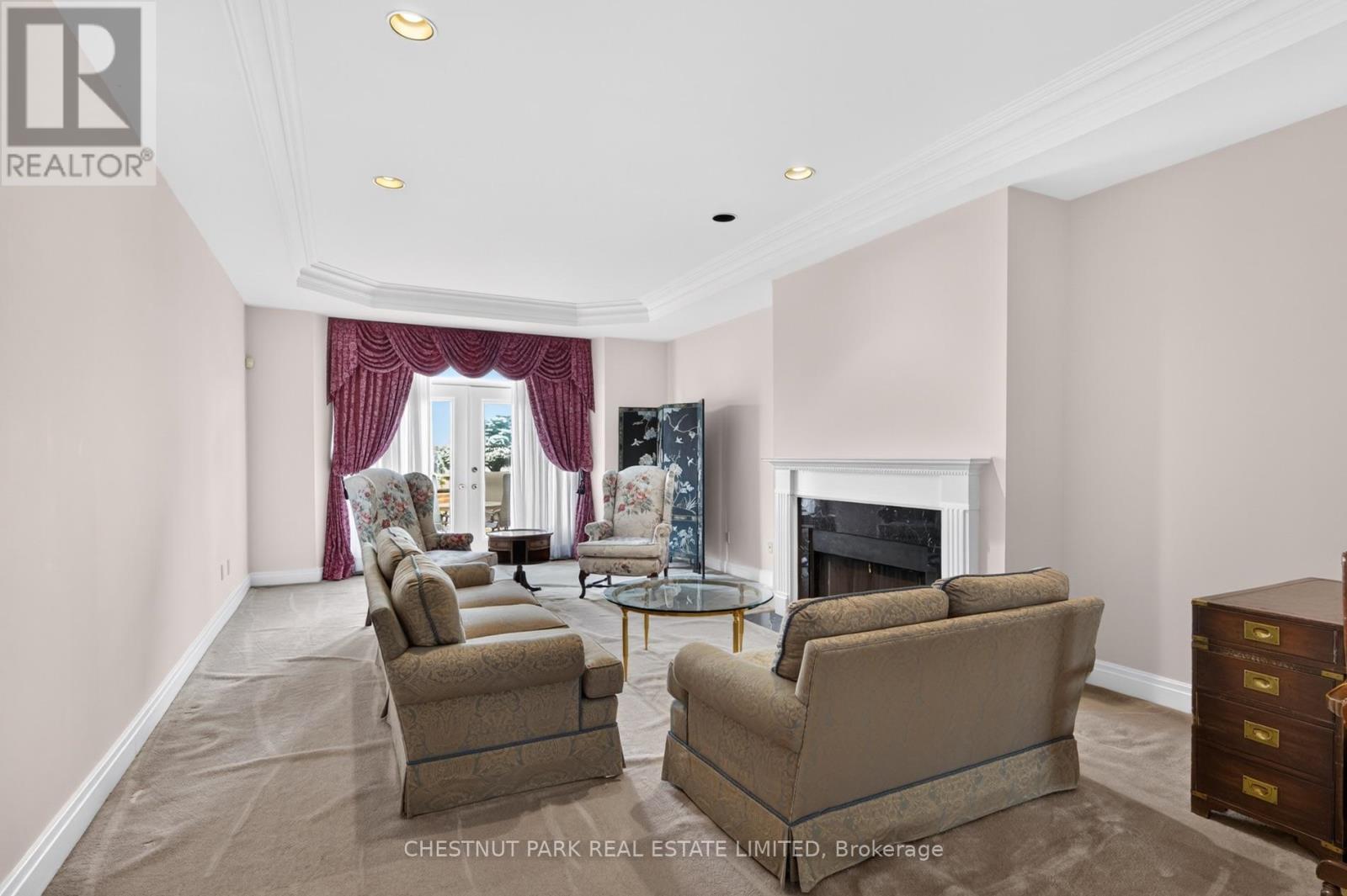 248 SPADINA ROAD - 7
