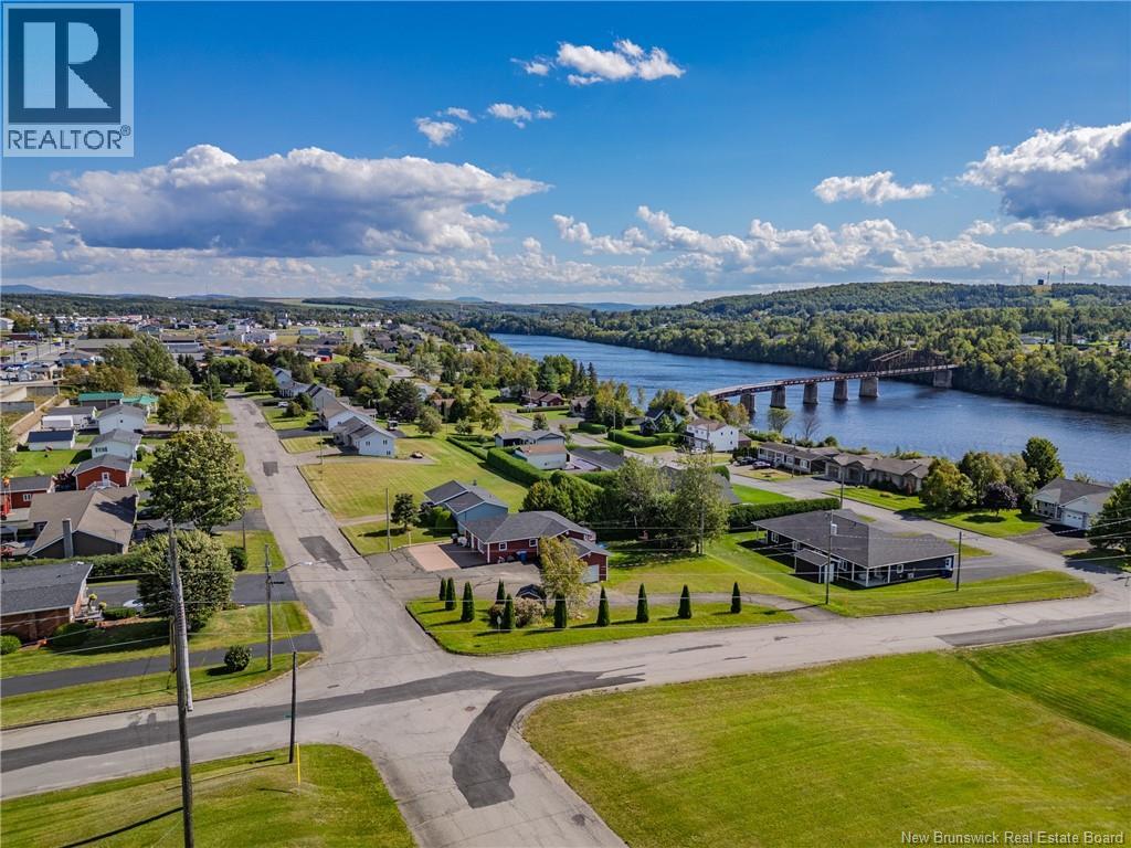 86-88 Dominique - 11