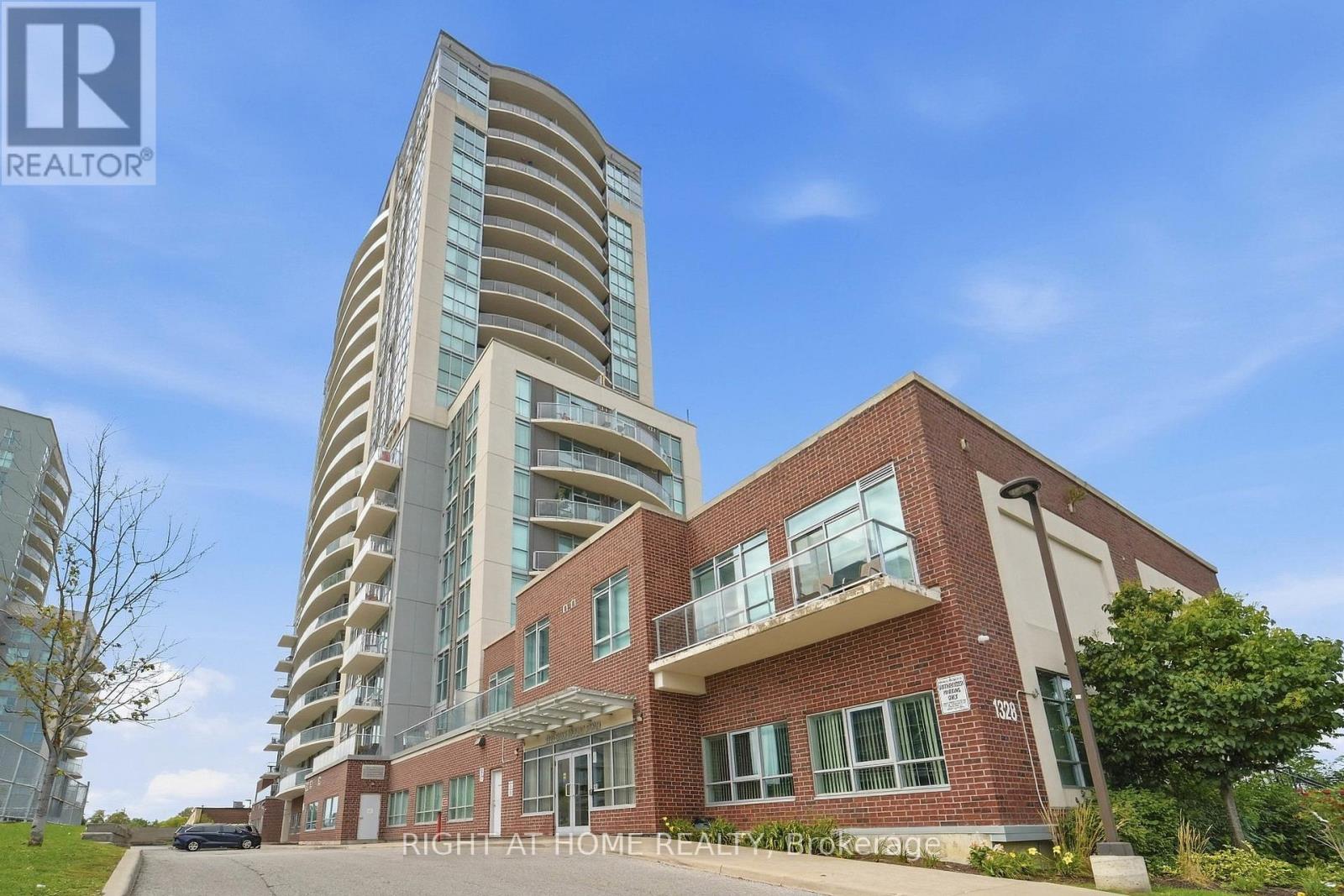 Photo of 1328 Birchmount Road
