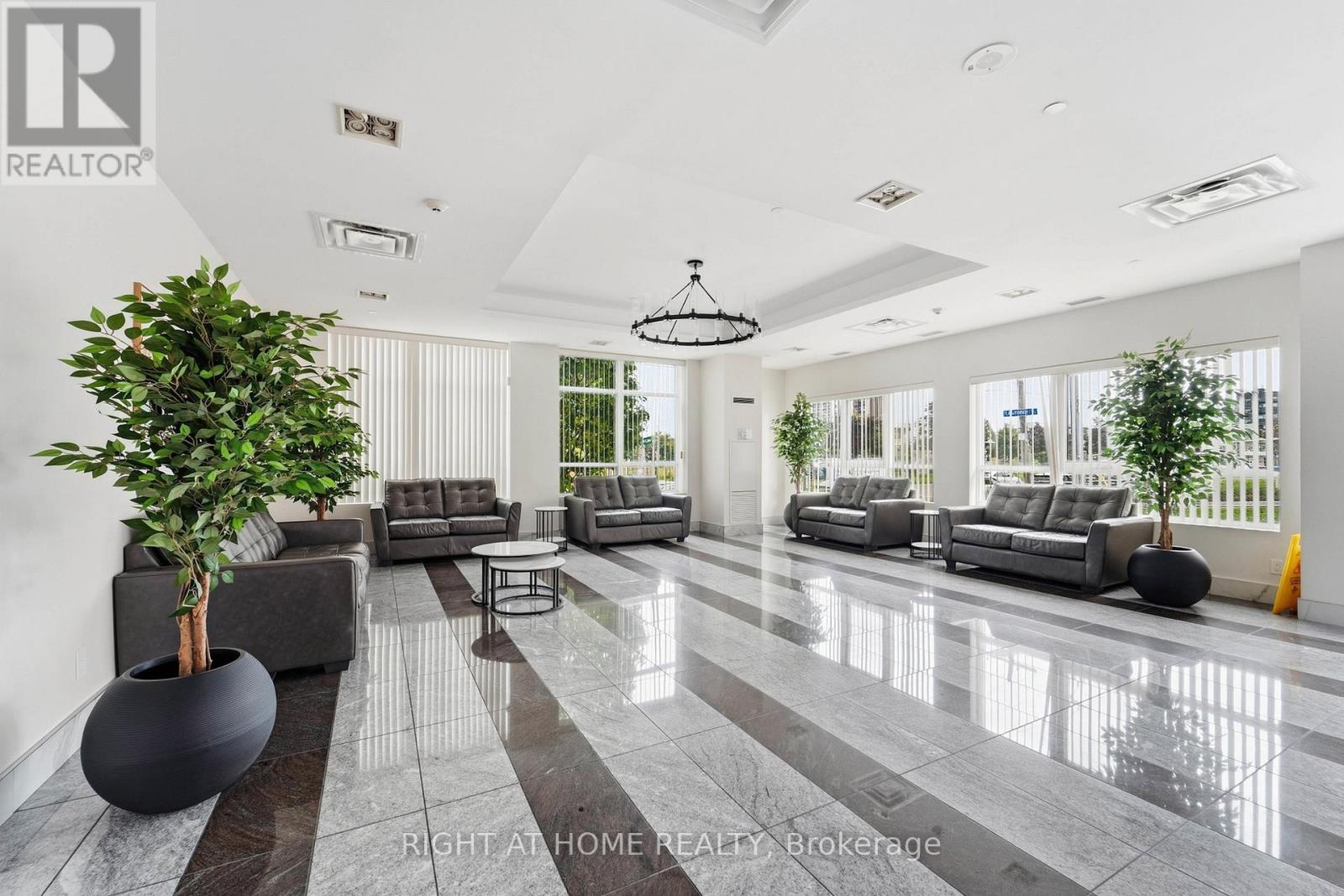 #104 1328 BIRCHMOUNT ROAD - Image 19