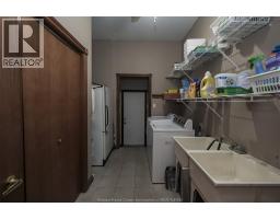 1747 Chornoby Crescent, Tecumseh, ON N8N5A1 Photo 26