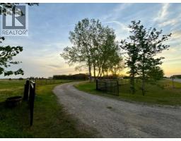 Kitchen - 37408 Sand Road, Rural Red Deer County, AB T4S1E2 Photo 7