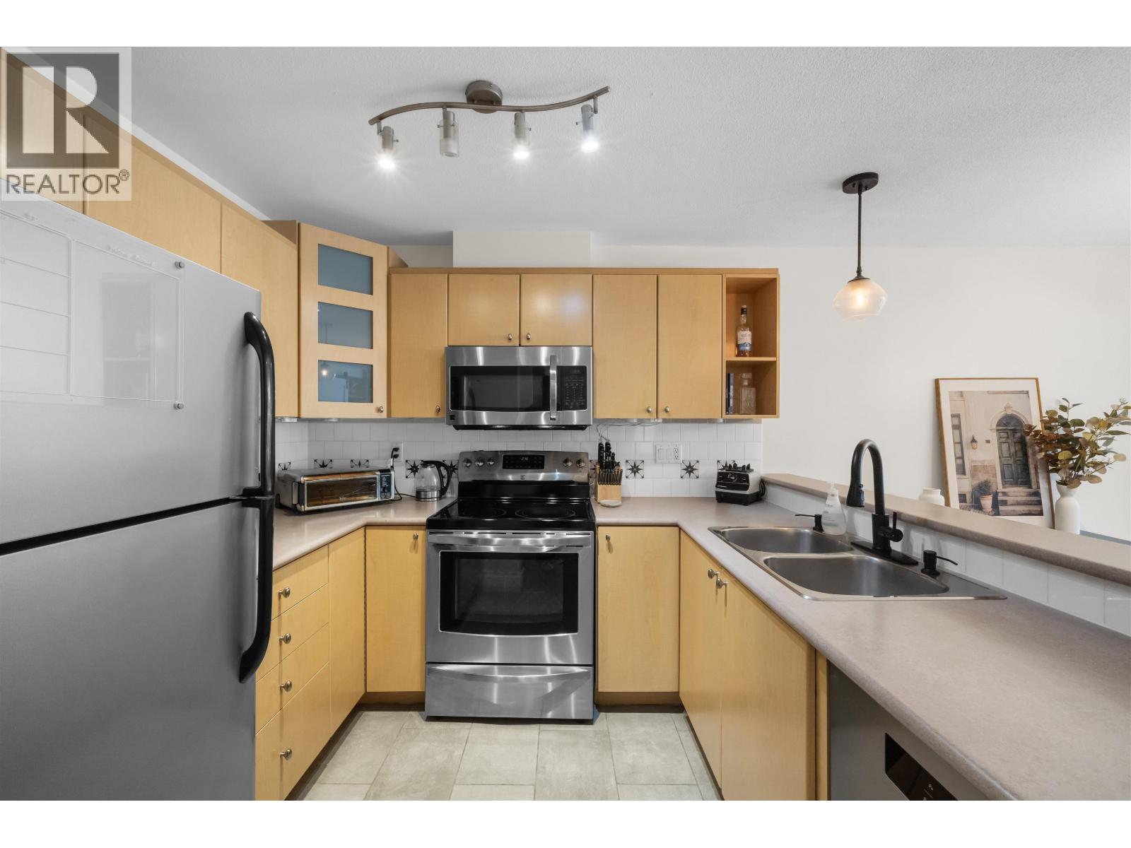 229 3122 ST JOHNS STREET, Port Moody — photo 4