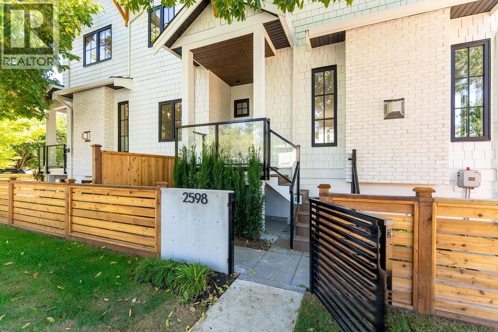 2598 E 16TH AVENUE, Vancouver — photo 5