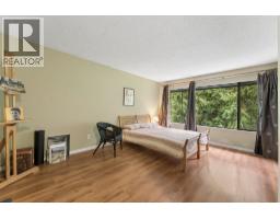 834 Hendecourt Road, North Vancouver, BC V7K2Y2 Photo 14