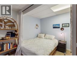 834 Hendecourt Road, North Vancouver, BC V7K2Y2 Photo 21