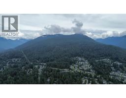 834 Hendecourt Road, North Vancouver, BC V7K2Y2 Photo 28