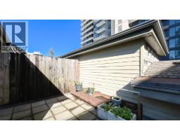 215 4155 Central Boulevard, Burnaby, BC V5H4X2 Photo 24