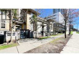 215 4155 Central Boulevard, Burnaby, BC V5H4X2 Photo 29