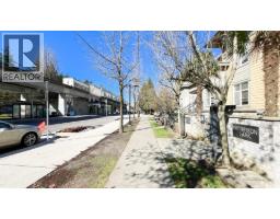 215 4155 Central Boulevard, Burnaby, BC V5H4X2 Photo 30