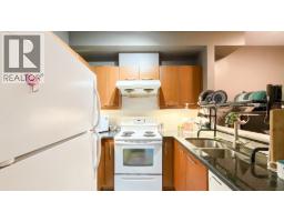 215 4155 Central Boulevard, Burnaby, BC V5H4X2 Photo 9