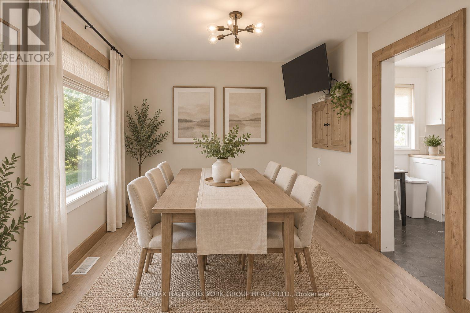 18 RAVENSWOOD DRIVE - 8
