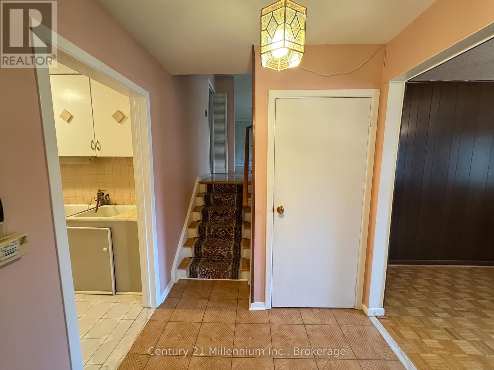 353 CHANTENAY DRIVE - Image 26