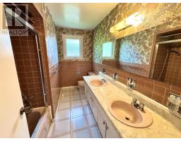 353 Chantenay Drive, Mississauga, ON L5A1E9 Photo 24
