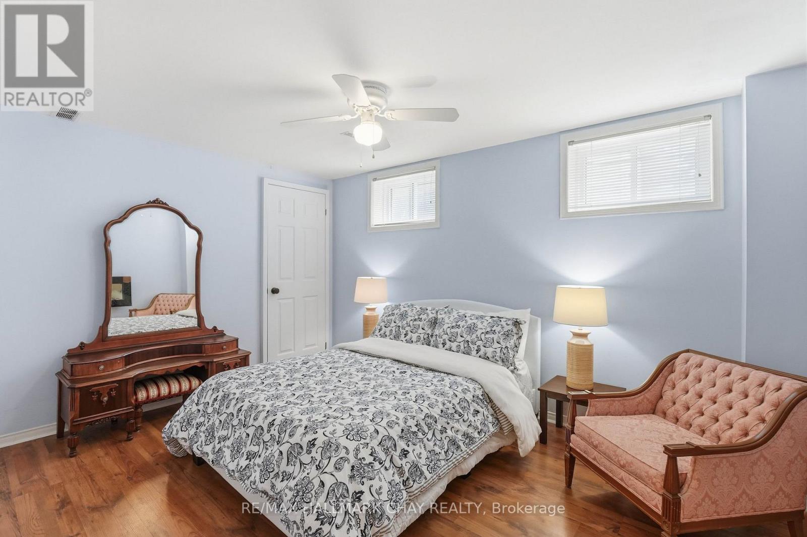 117 BROWN STREET - Image 32