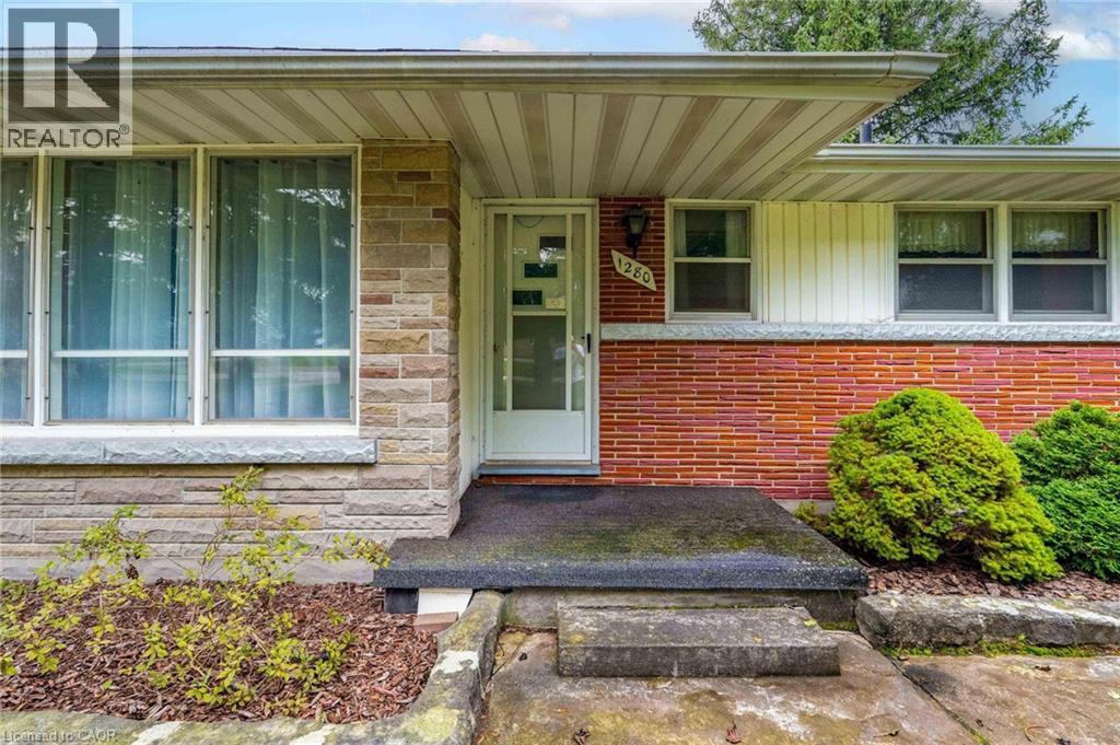 1280 ELEANOR Avenue — photo 3