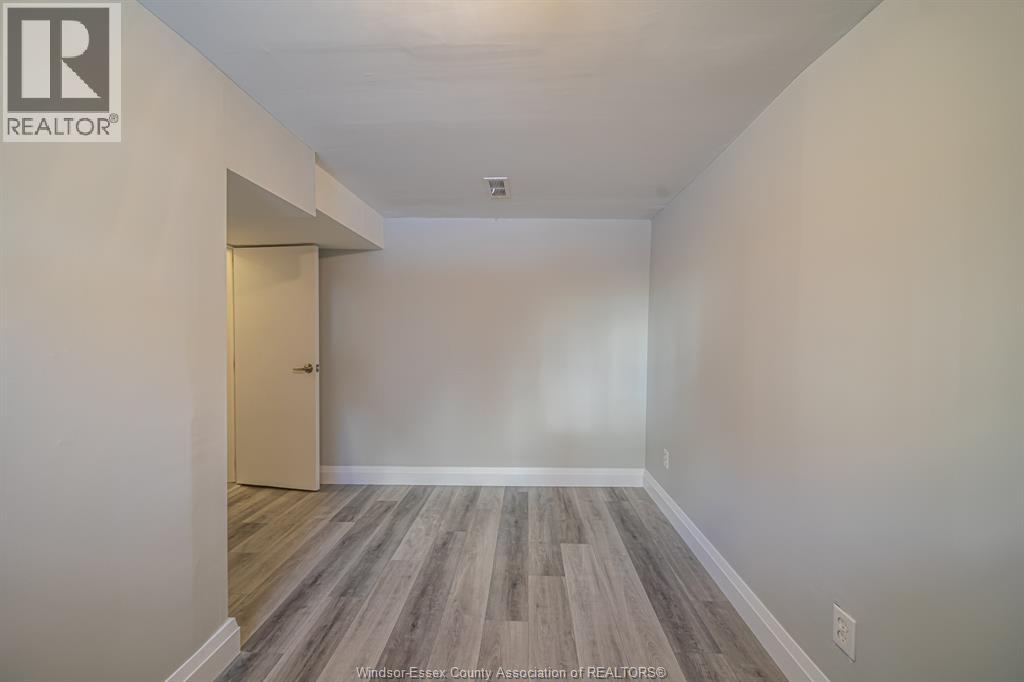 1748 Kildare Road — photo 17