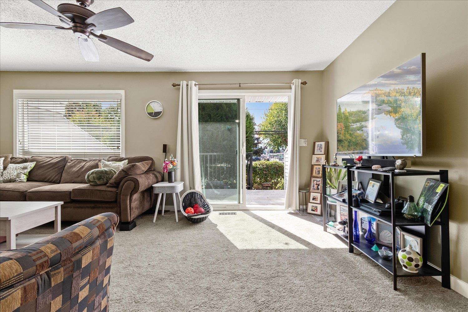 10 45215 WOLFE ROAD, Chilliwack Proper West, Chilliwack
