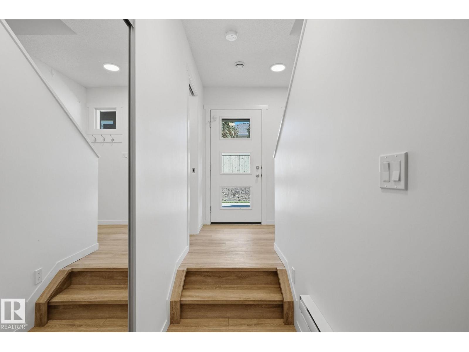 #24 1203 163 ST SW - 4