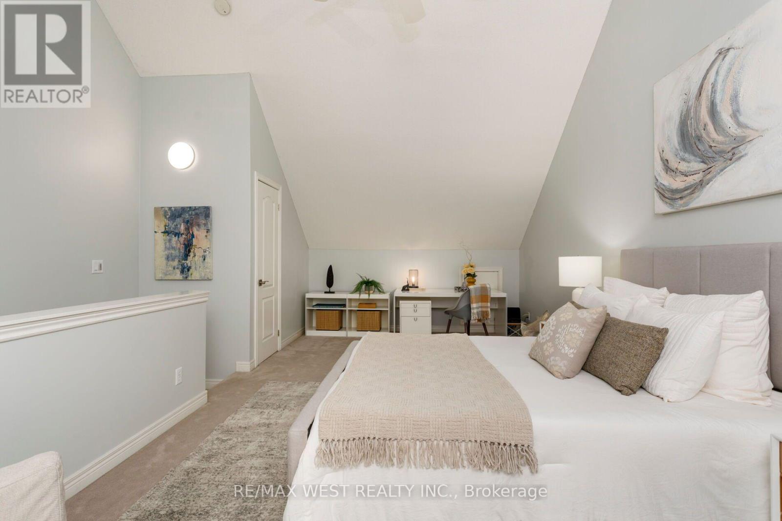 #3 175 GRAND AVENUE - Image 35