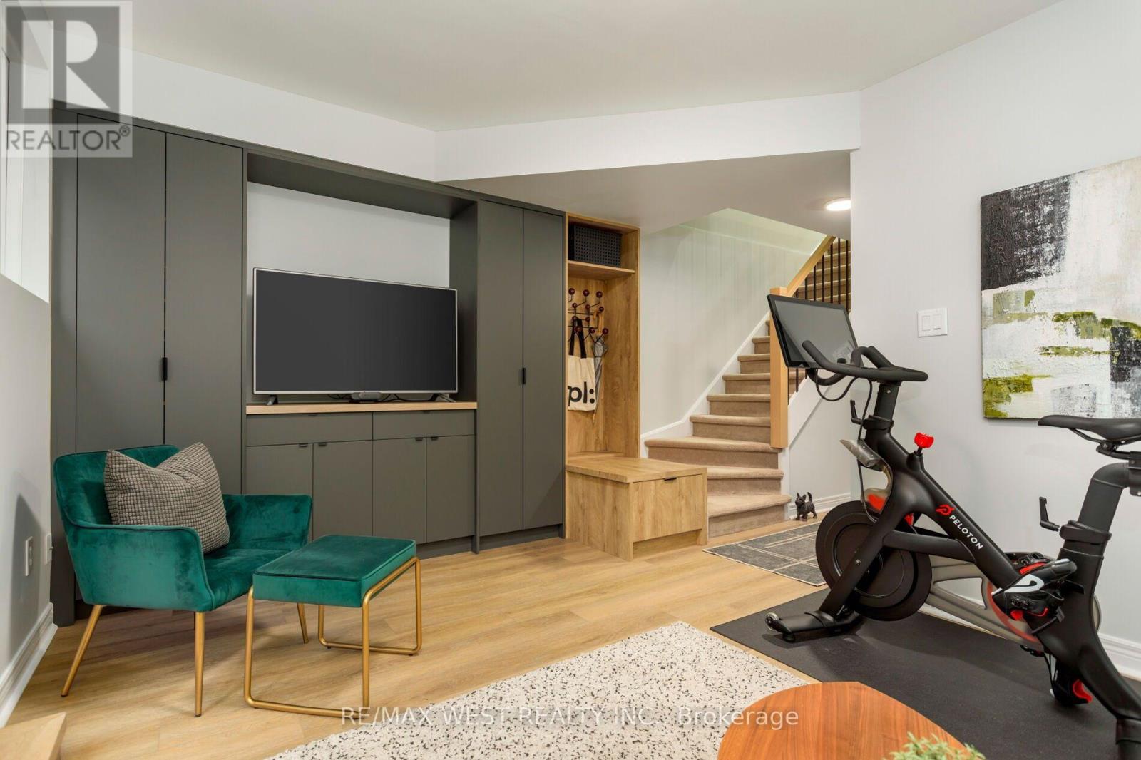 #3 175 GRAND AVENUE - Image 37