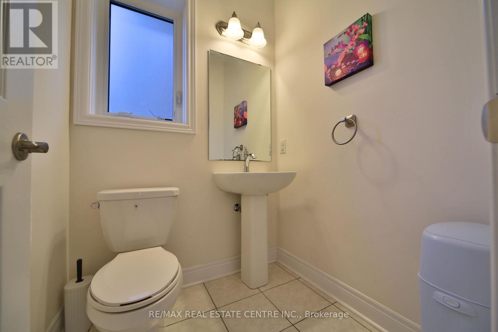 106 BRANIGAN CRESCENT - 11