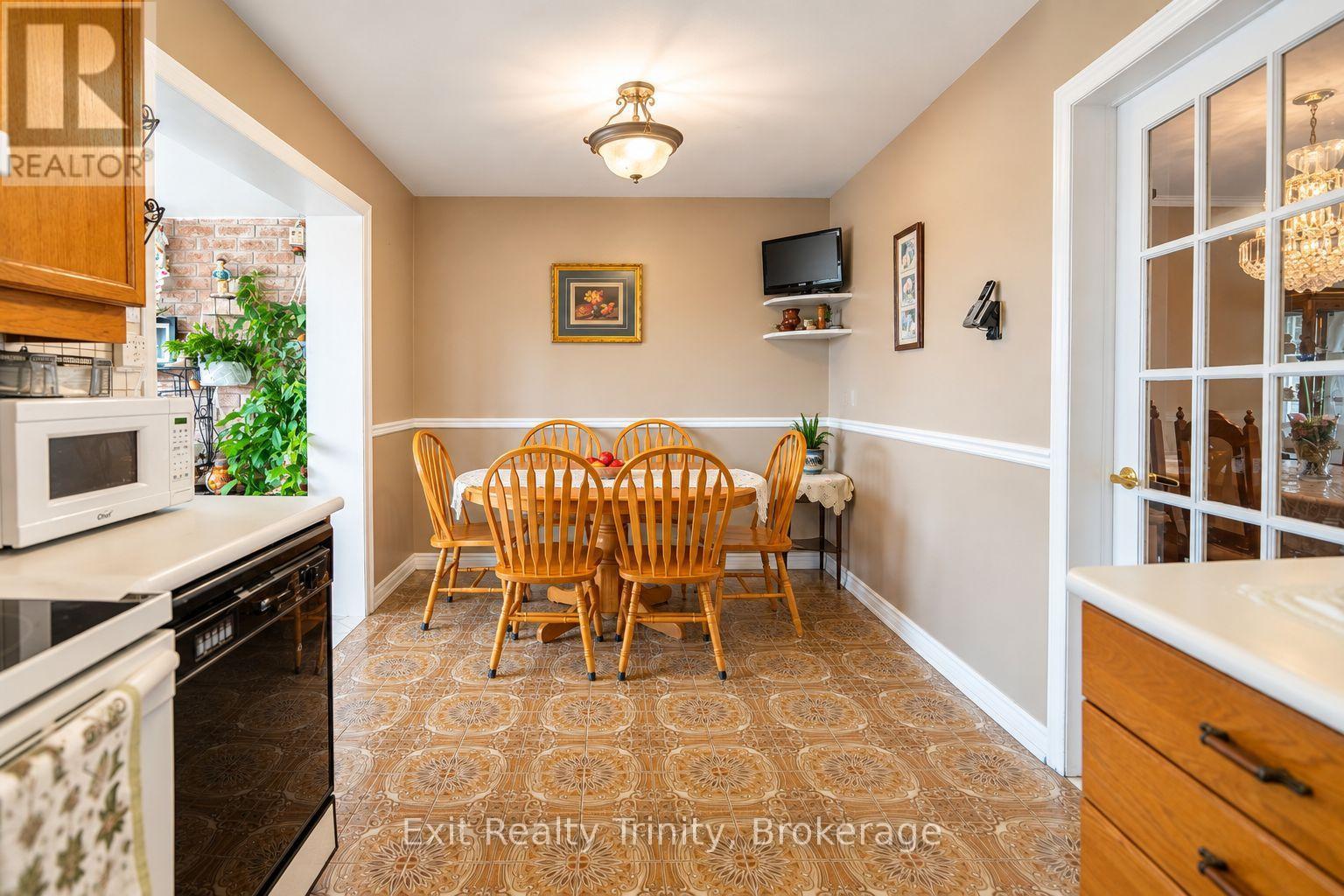 57 LINDYLOU ROAD - Image 16