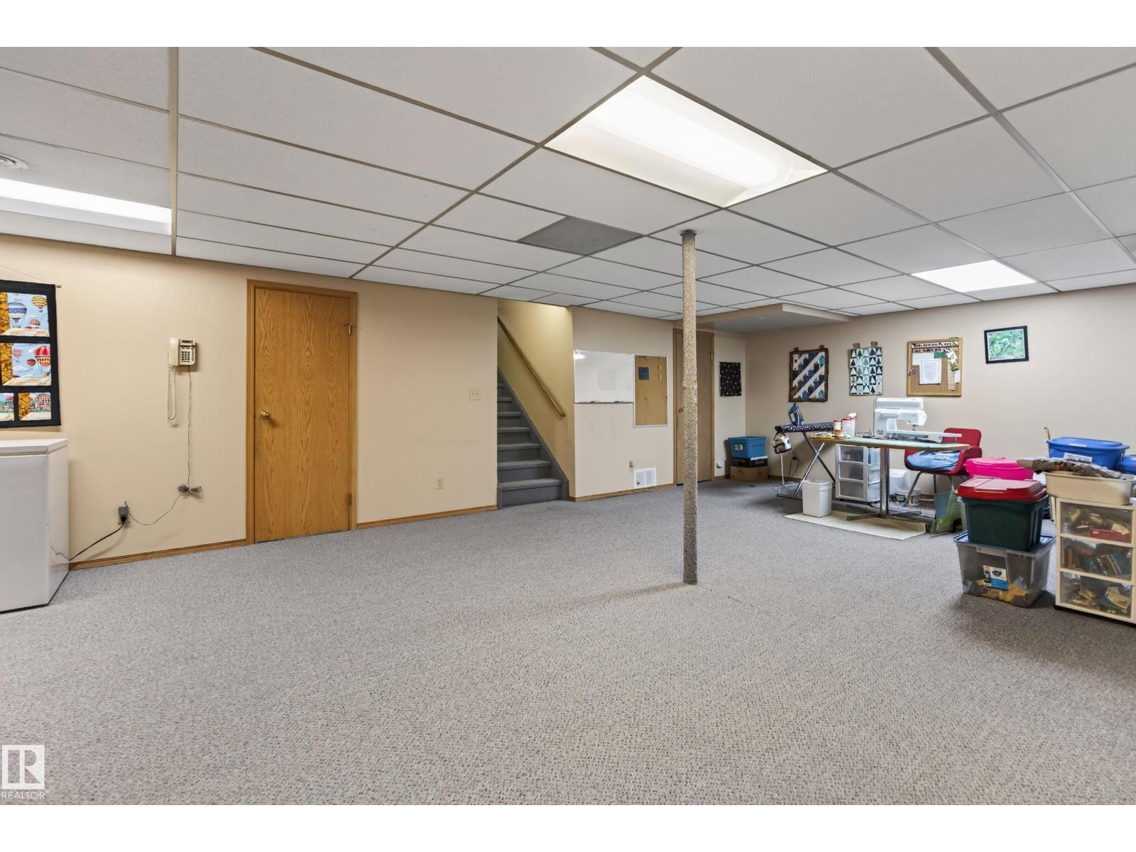 5712 123 AV NW - 28