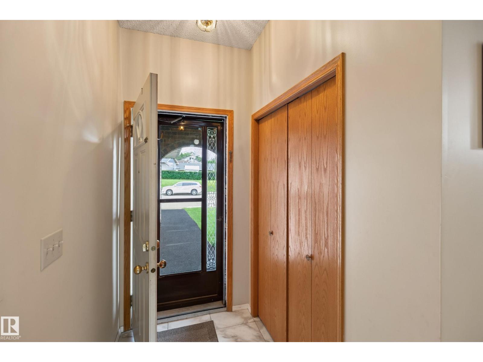 5712 123 AV NW, Newton, Edmonton photo 5