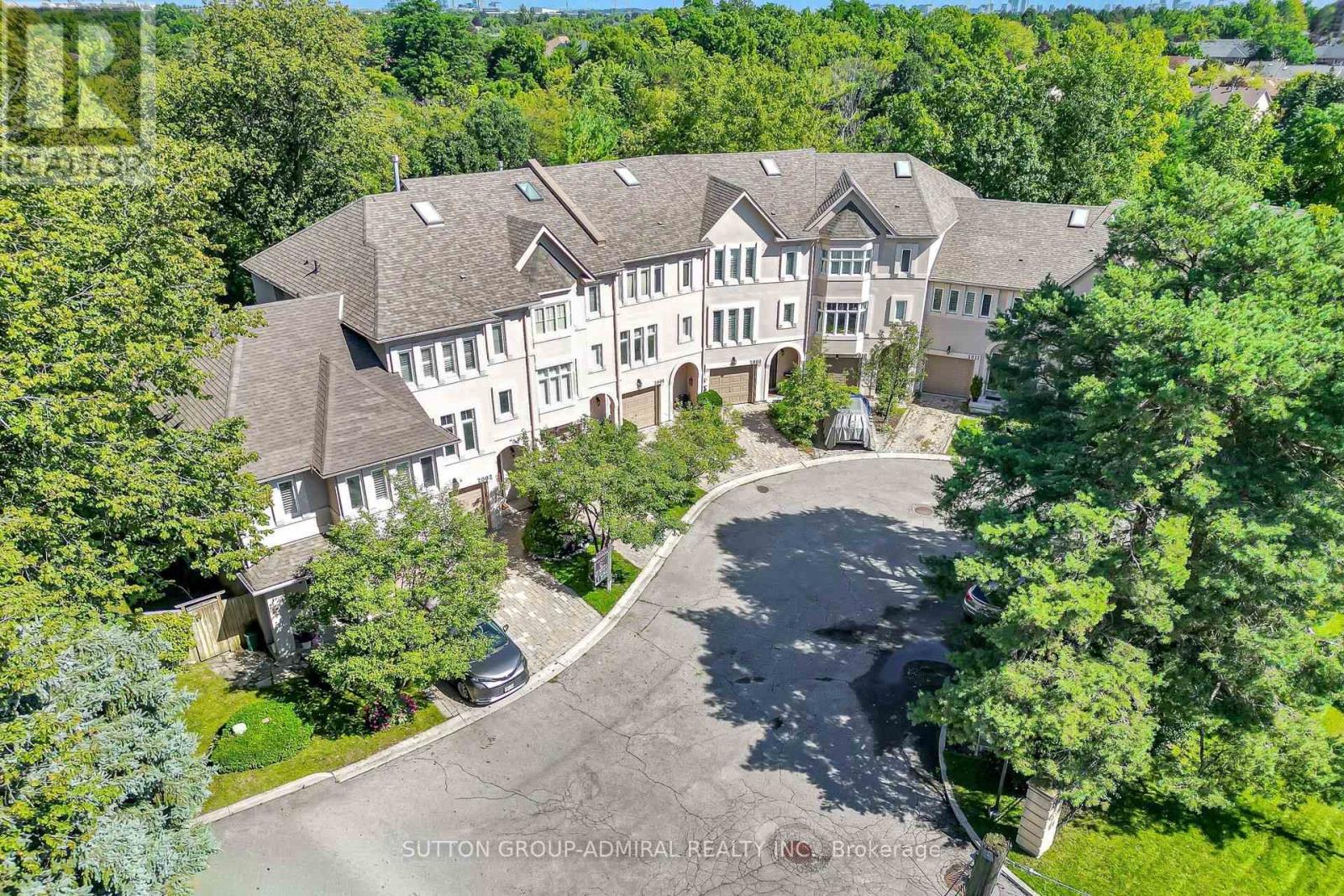 2002 JOHN STREET, Markham (Bayview Fairway-Bayview Country Club Estates) — photo 2