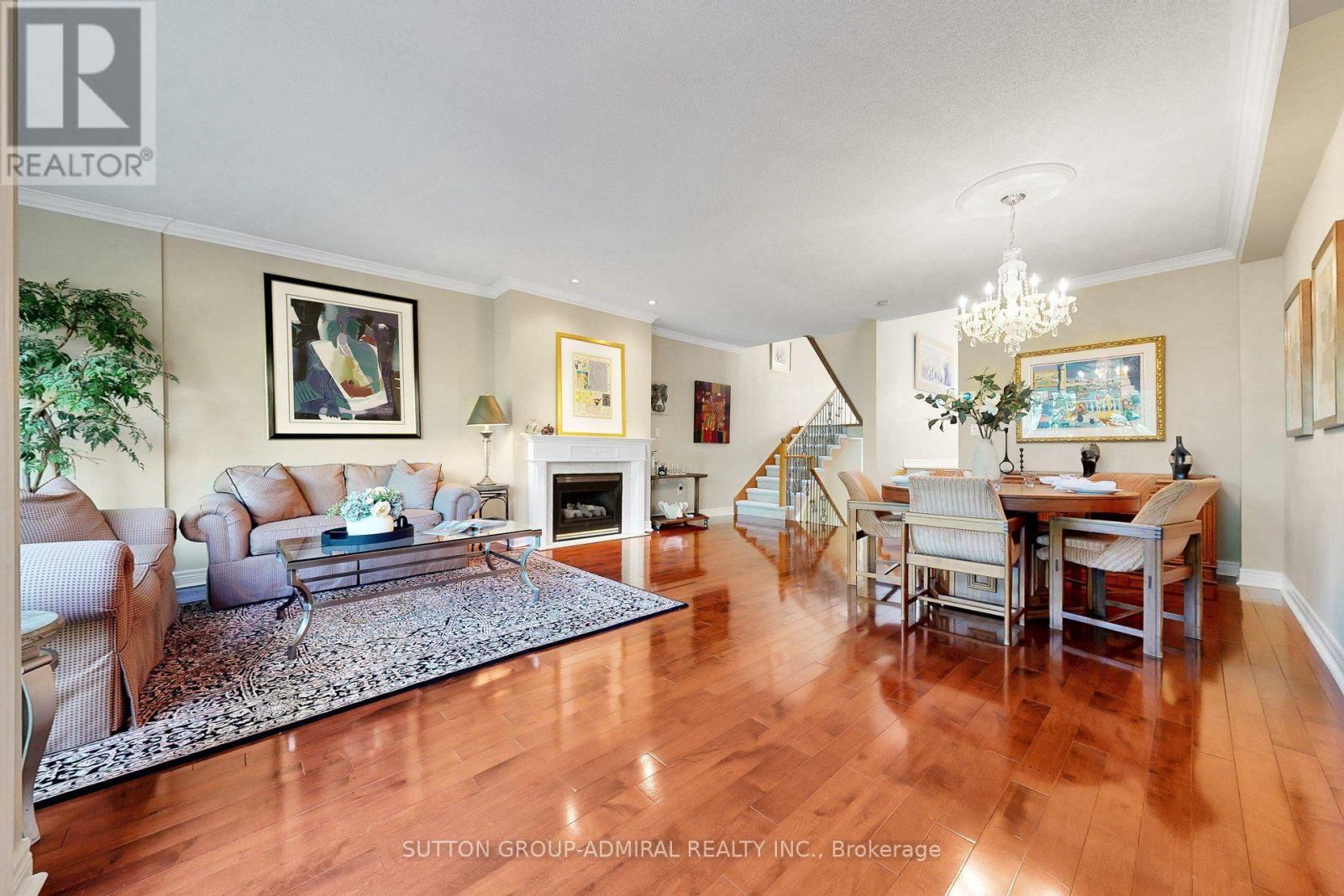 2002 JOHN STREET, Markham (Bayview Fairway-Bayview Country Club Estates) — photo 3