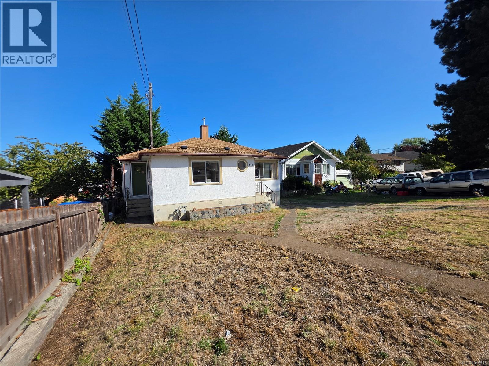 315 View St - 17