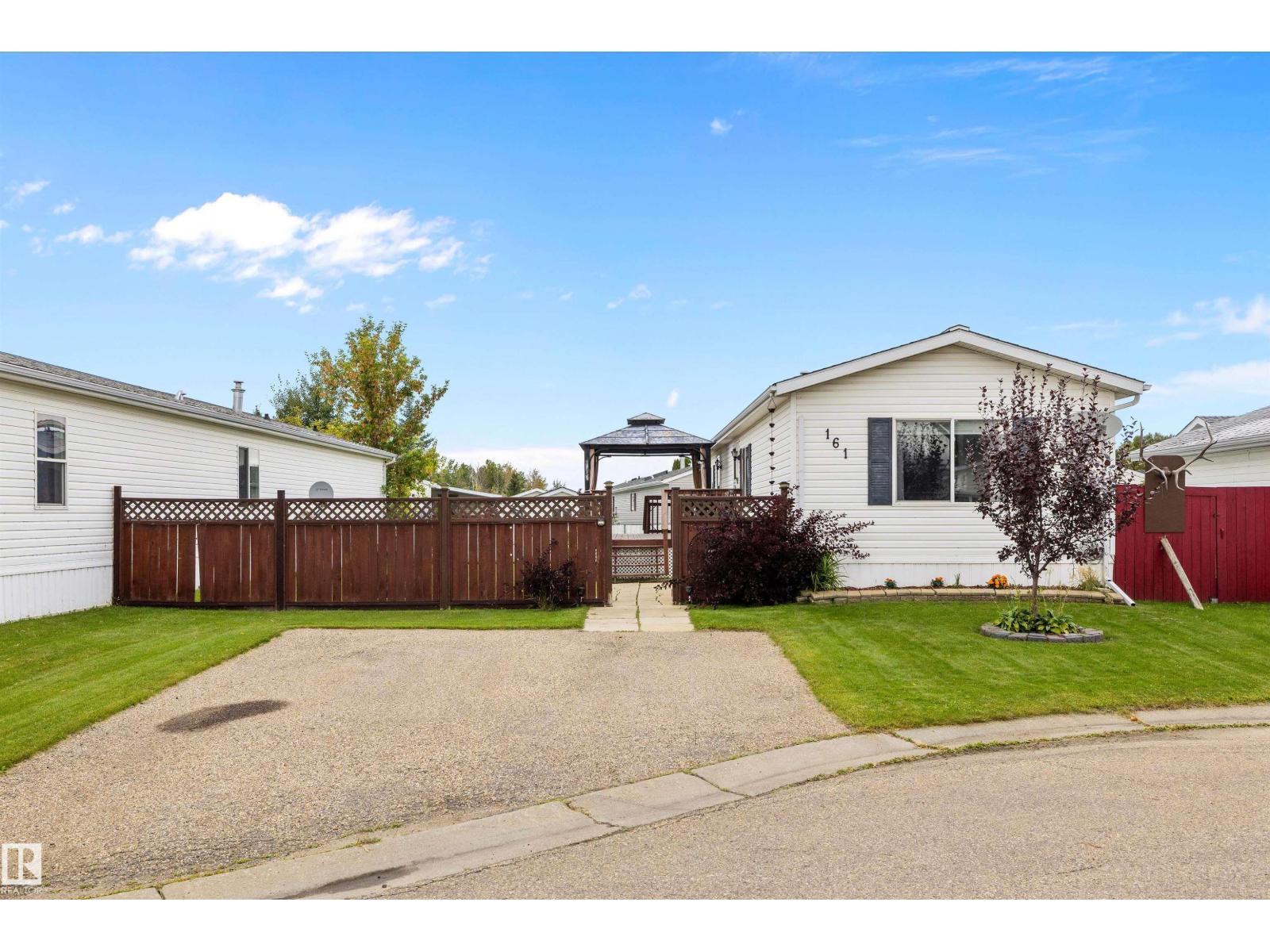 #161 3400 48 ST - 10